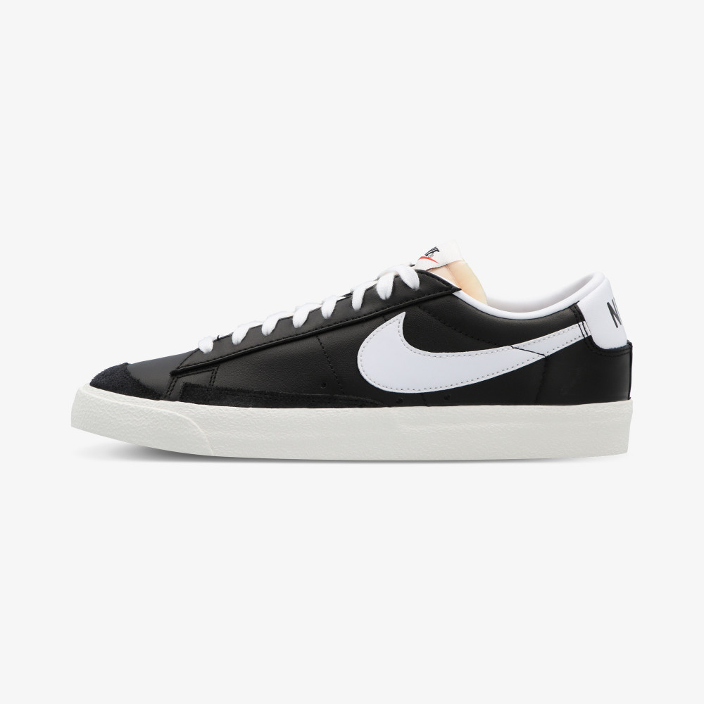 Black nike blazer store low