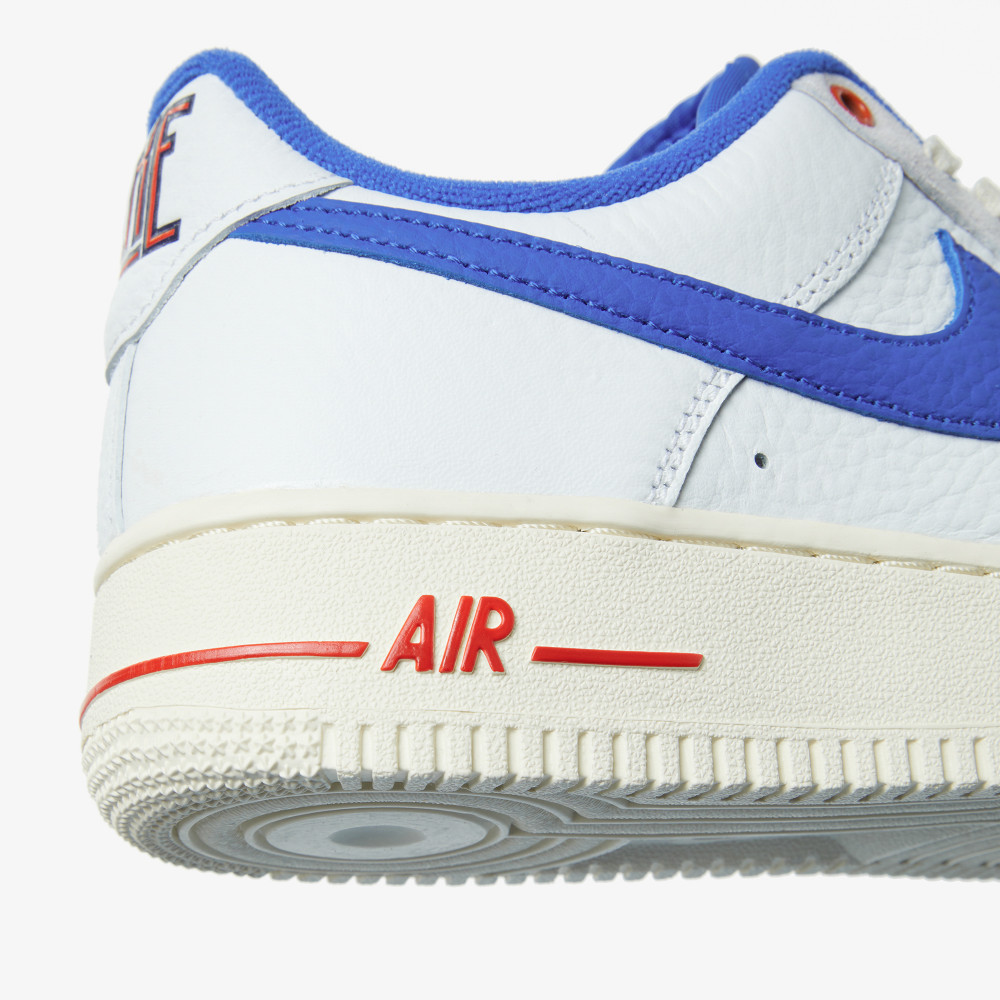 Nike air force 1 07 sales white and blue