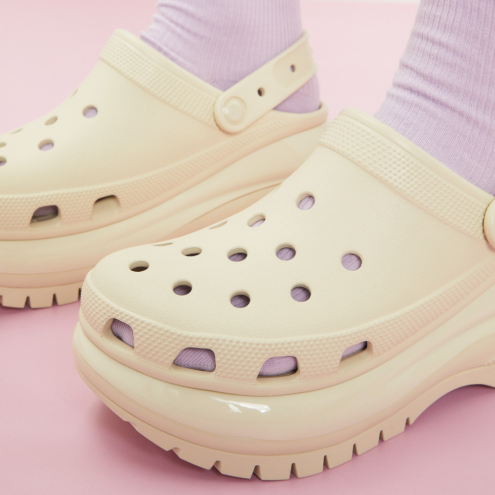 Женские сабо Crocs Mega Crush Clog - фото 9